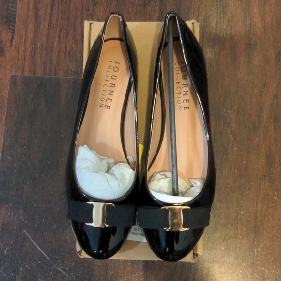 Journee Collection Kim 2 Ballet Flat Black Faux Leather - Picture 4 of 10